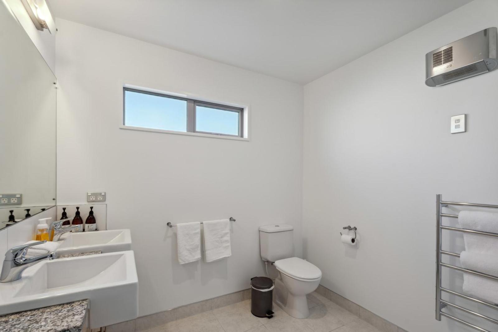 Alpine Retreat - 3 Bedroom واناكا المظهر الخارجي الصورة