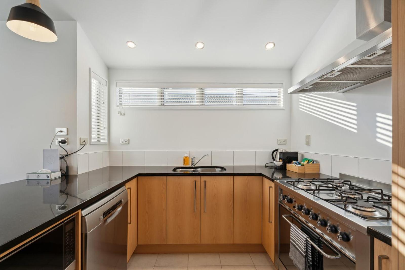Alpine Retreat - 3 Bedroom واناكا المظهر الخارجي الصورة